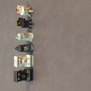 3 sets S&P Shakers Cast Iron Butter Churns Phones and Wash Machines Black White